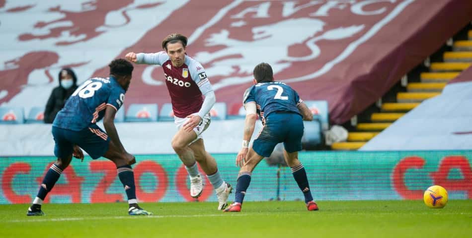 Aston Villa aproveita falha da defesa do Arsenal e vence os Gunners pela Premier League