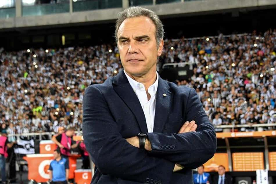 Seleção do Chile anuncia nome que substituirá Reinaldo Rueda