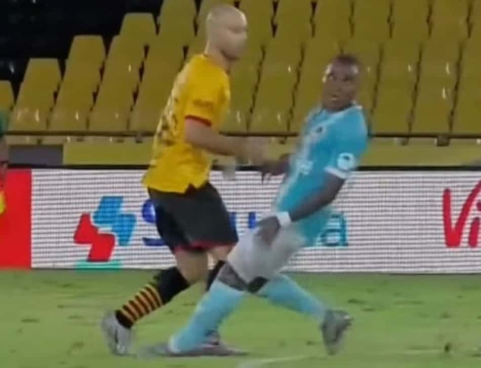 O jogo virou? Javier Mascherano sofre entrada pesada em jogo amistoso