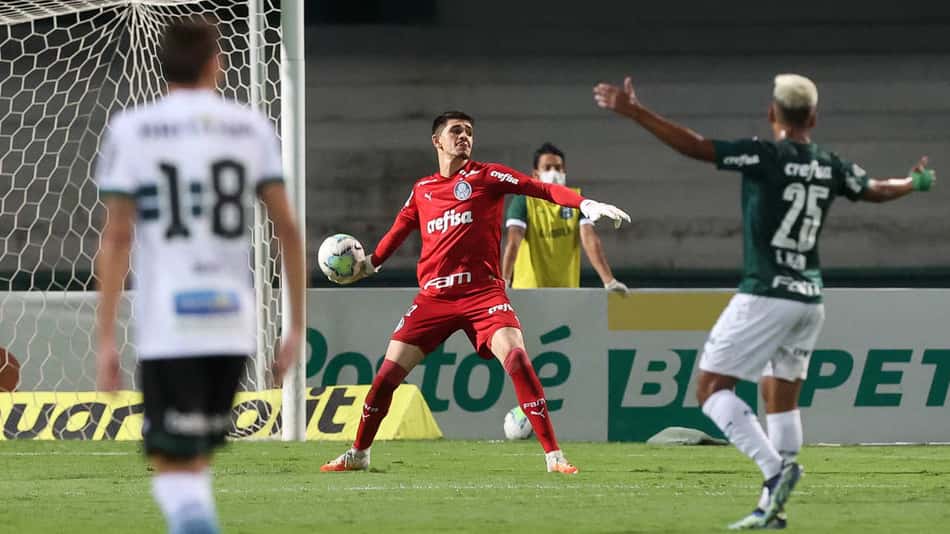 ATUAÇÕES: Goleiro Vinicius brilha e garante empate dos garotos do Palmeiras