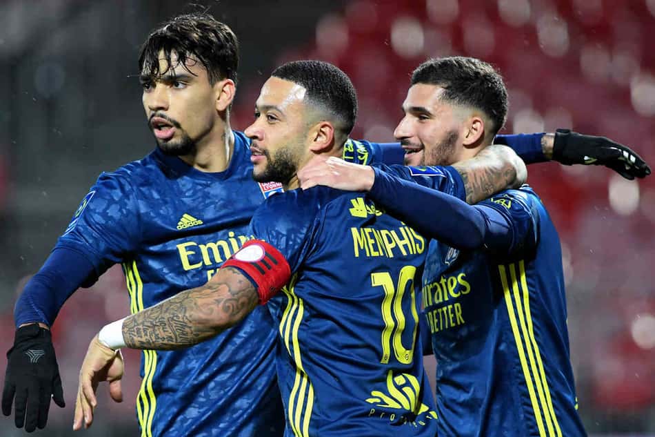 Lucas Paquetá marca, Lyon vence o Brest e assume liderança provisória do Campeonato Francês