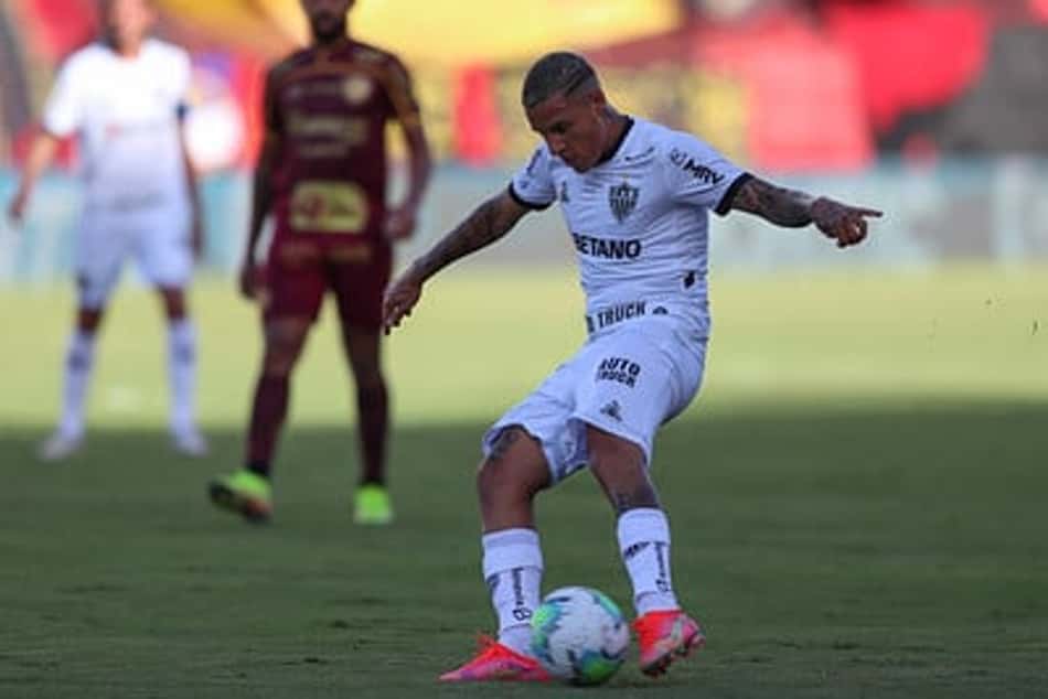 Marrony marca aos 50 do 2º tempo, dá vitória ao Galo sobre o Sport, e coloca o time perto da fase de grupos da Libertadores