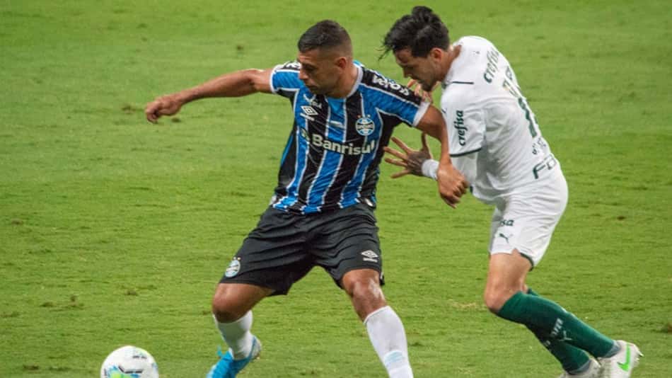 Duelos LANCE! Quem tem o melhor time na final da Copa do Brasil: Palmeiras ou Grêmio? Vote!