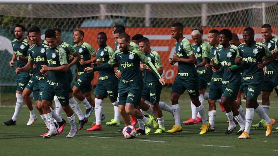 Sem jogos e com retornos, Palmeiras tem maior sequência para treinar desde julho do ano passado