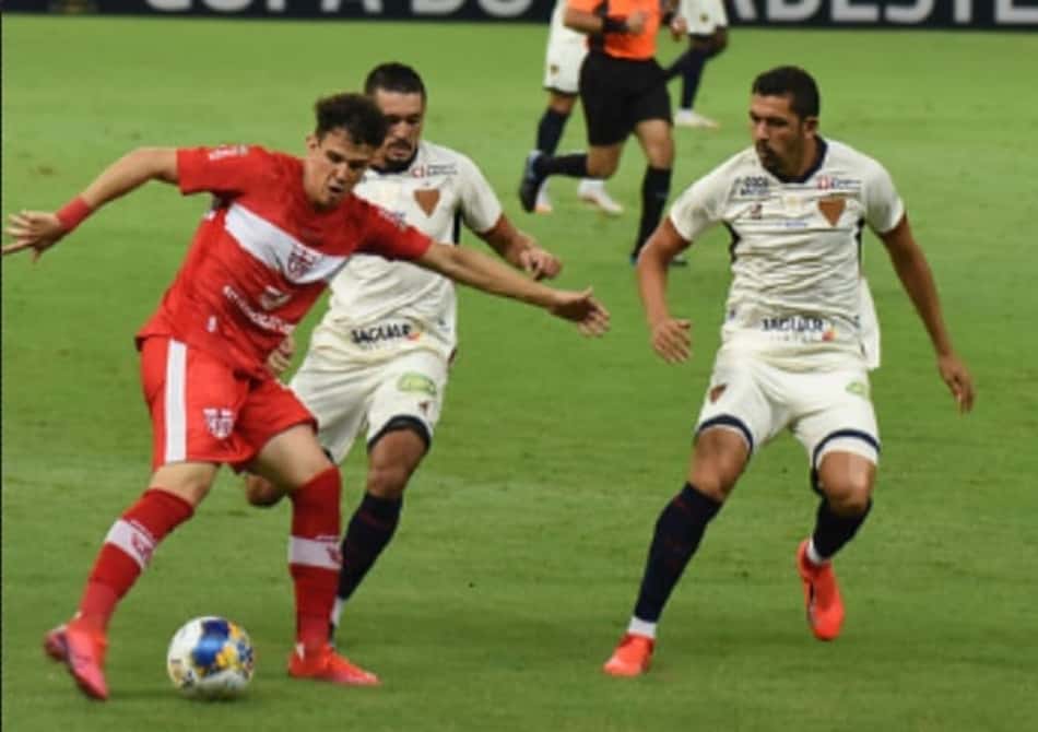 Fortaleza começa trajetória na Copa do Nordeste vencendo o CRB