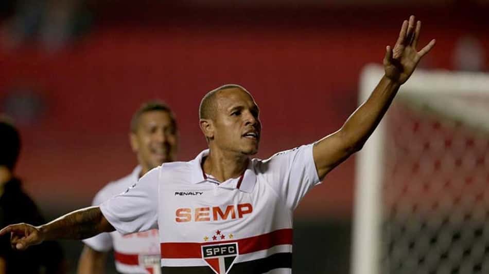 Aposentado? Os planos do São Paulo para a despedida de Luis Fabiano
