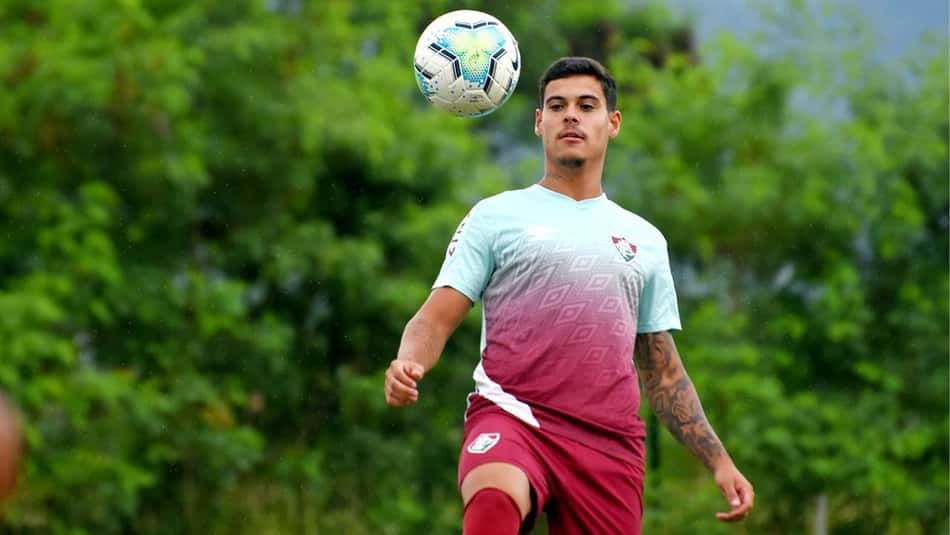 Fluminense estende vínculo de Luan Freitas até o fim de 2024