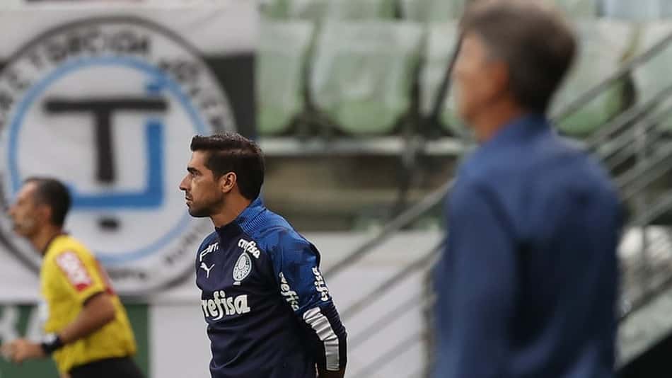 Abel rejeita individualismo 'eu ganhei' e ressalta importância de trabalho coletivo no futebol