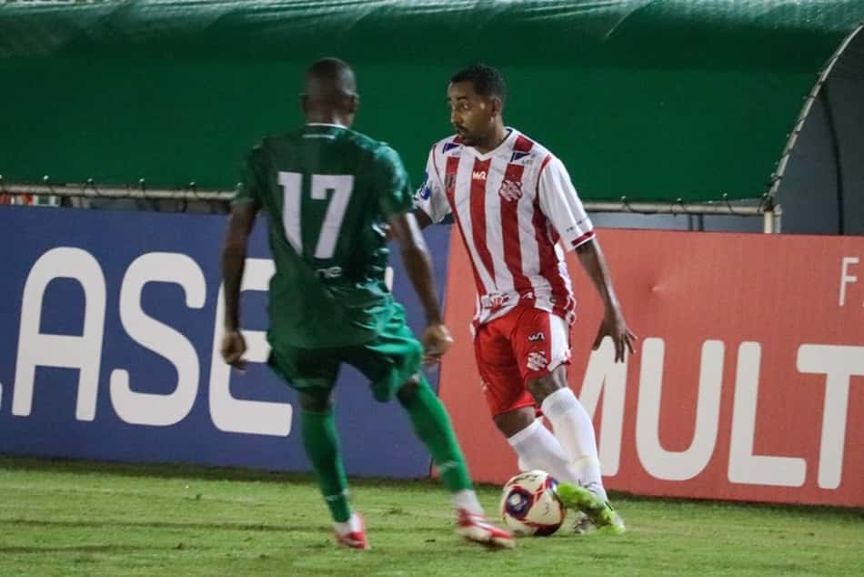 Boavista vence Bangu e sobe na tabela do Campeonato Carioca