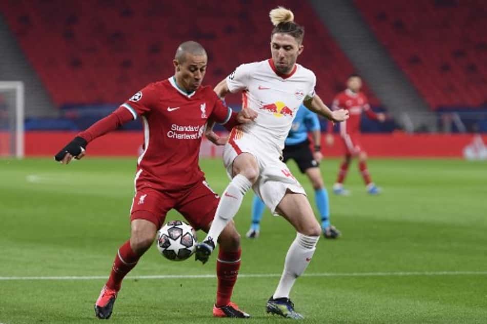 Com gols de Salah e Mané, Liverpool vence de novo e avança às quartas de finais da Champions League
