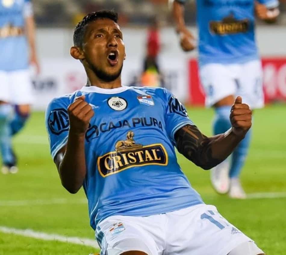 Peruano: Gigante massacra na abertura do campeonato