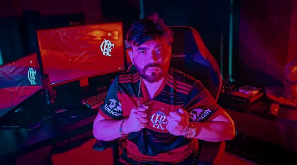 Streamer do Flamengo tem recorde brasileiro reconhecido e tenta ampliar marca mundial