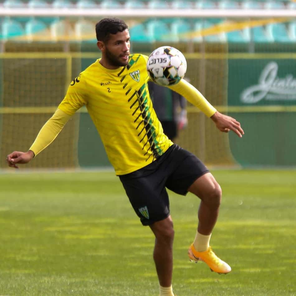 Titular do Tondela, Bebeto foca em mais uma grande época no clube