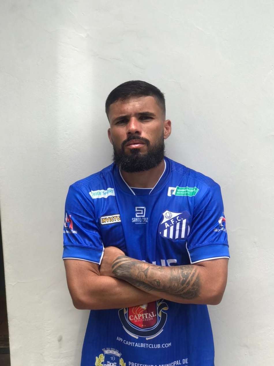 Volante comemora primeira vitória do Aquidauanense-MS no estadual