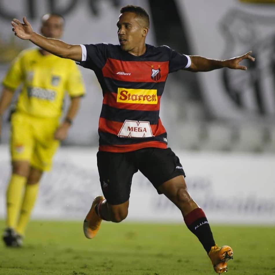 Após gol marcado contra o Santos, Branquinho valoriza crescimento do Ituano: 'estamos em evolução'