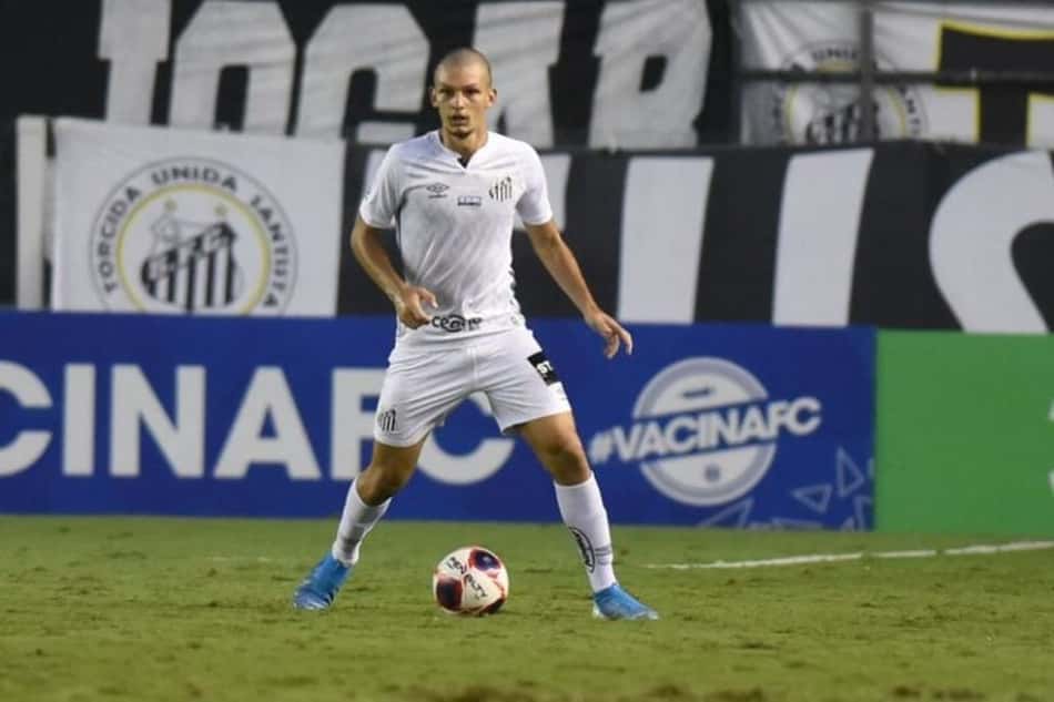 Santos encaminha empréstimo de titular na Copinha ao ABC