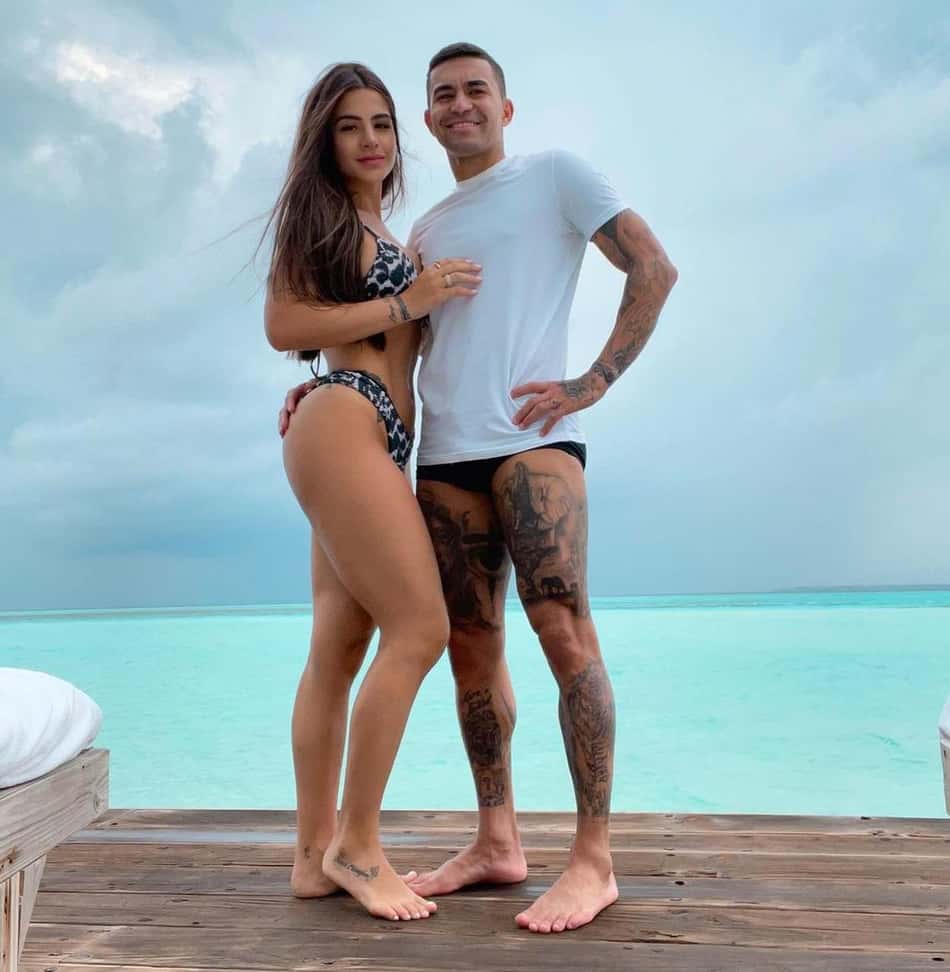 Ex-Palmeiras Dudu se declara para Paula Caroline em viagem nas Ilhas Maldivas
