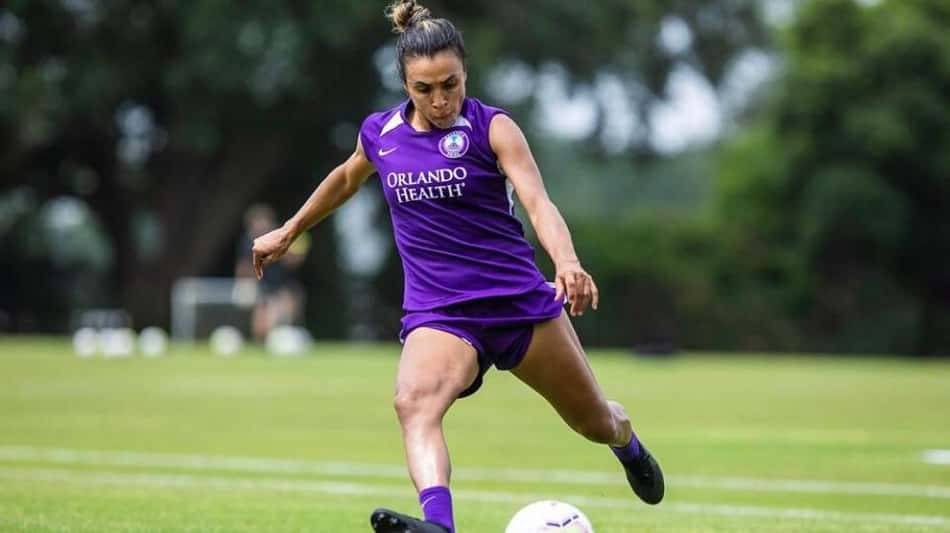 Em treino do Orlando Pride, Marta esbanja habilidade com golaço