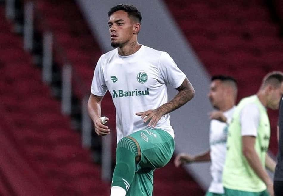 Promessa do Juventude, Kelvin aprova adaptação ao profissional