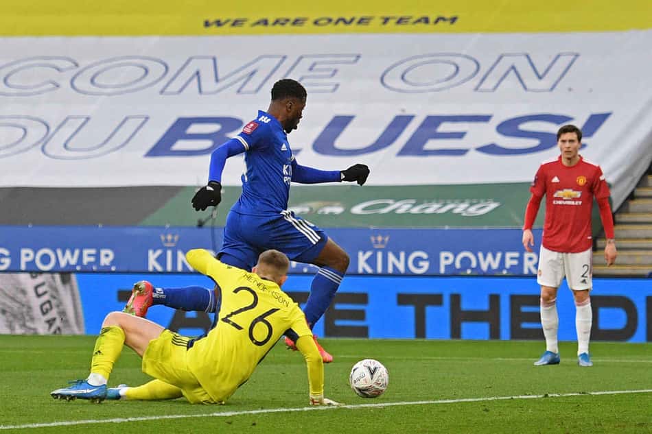 Iheanacho brilha, Leicester vence o Manchester United e está na semifinal da Copa da Inglaterra