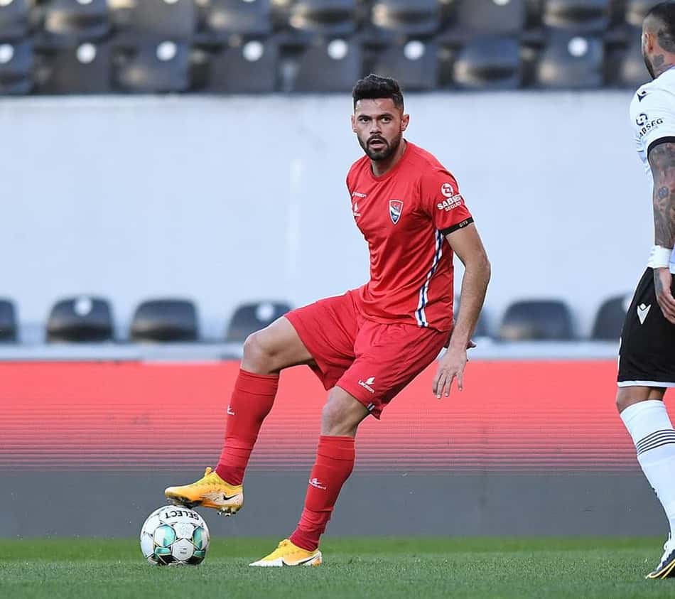 Lourency comemora bom momento no futebol português: 'Me sinto cada vez mais à vontade'