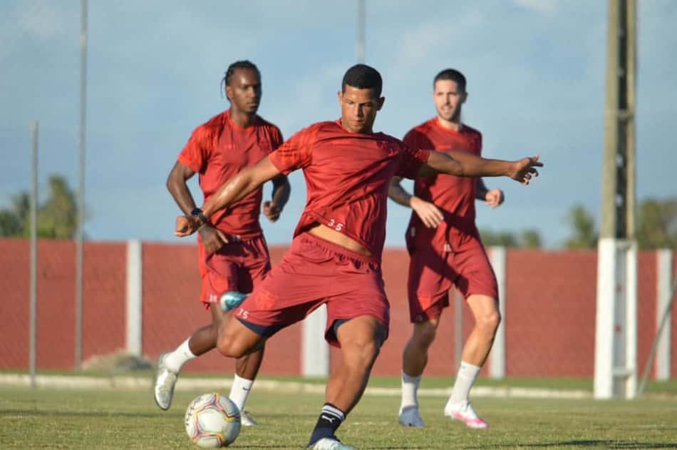 Em alta no CRB, Lucão quer evolução da equipe na temporada