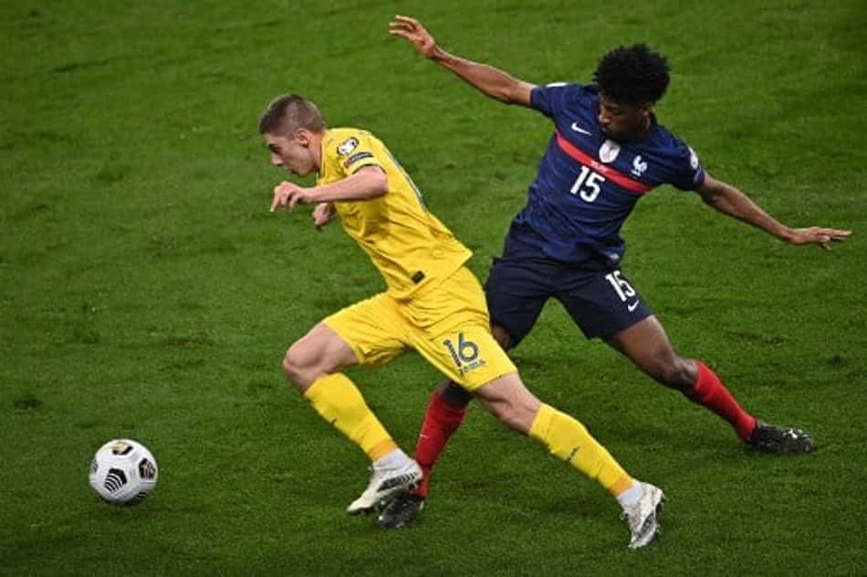 Griezmann marca golaço, mas França empata com Ucrânia pelas Eliminatórias para a Copa do Mundo