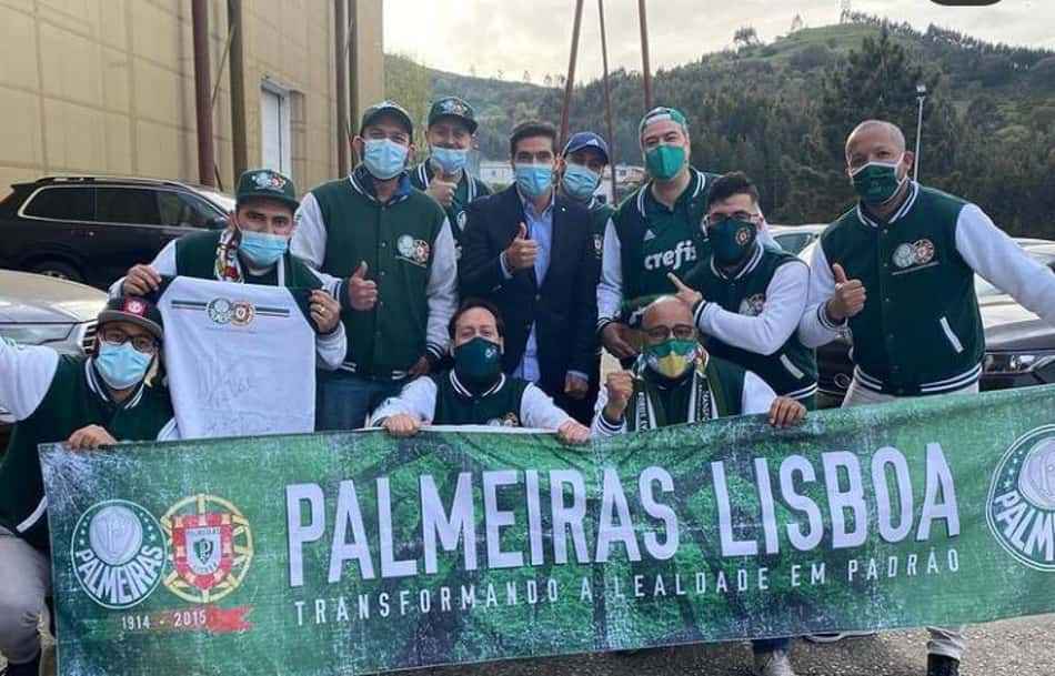 Abel Ferreira cumpre quarentena em Portugal e voltará ao Palmeiras na próxima semana