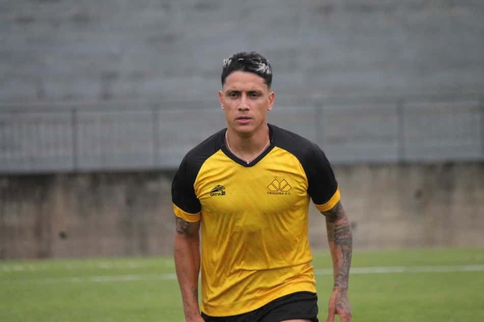 Meia Dudu comemora reestreia pelo Criciúma e cobra reação do Tigre na temporada