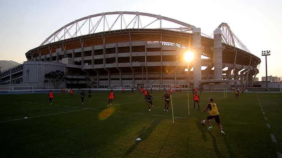 Botafogo divulga mudanças pela Copa América e começa a treinar fora do Nilton Santos nesta quarta