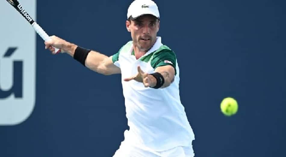 Bautista domina Medvedev e vai à semi em Mallorca