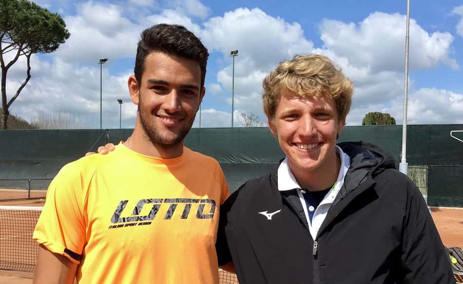 Berrettini volta às quadras na Sardenha e jogará duplas com irmão