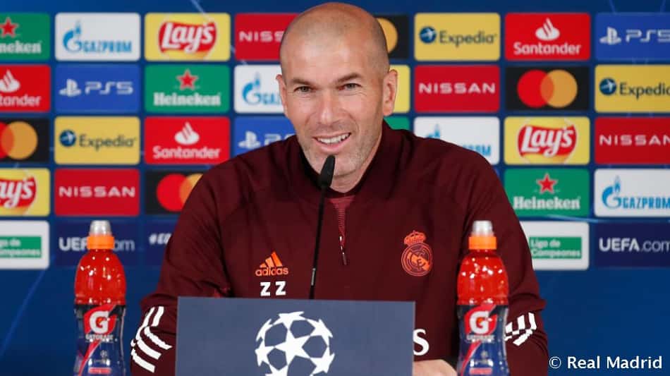 Paris Saint-Germain sonha com a chegada de Zidane como técnico