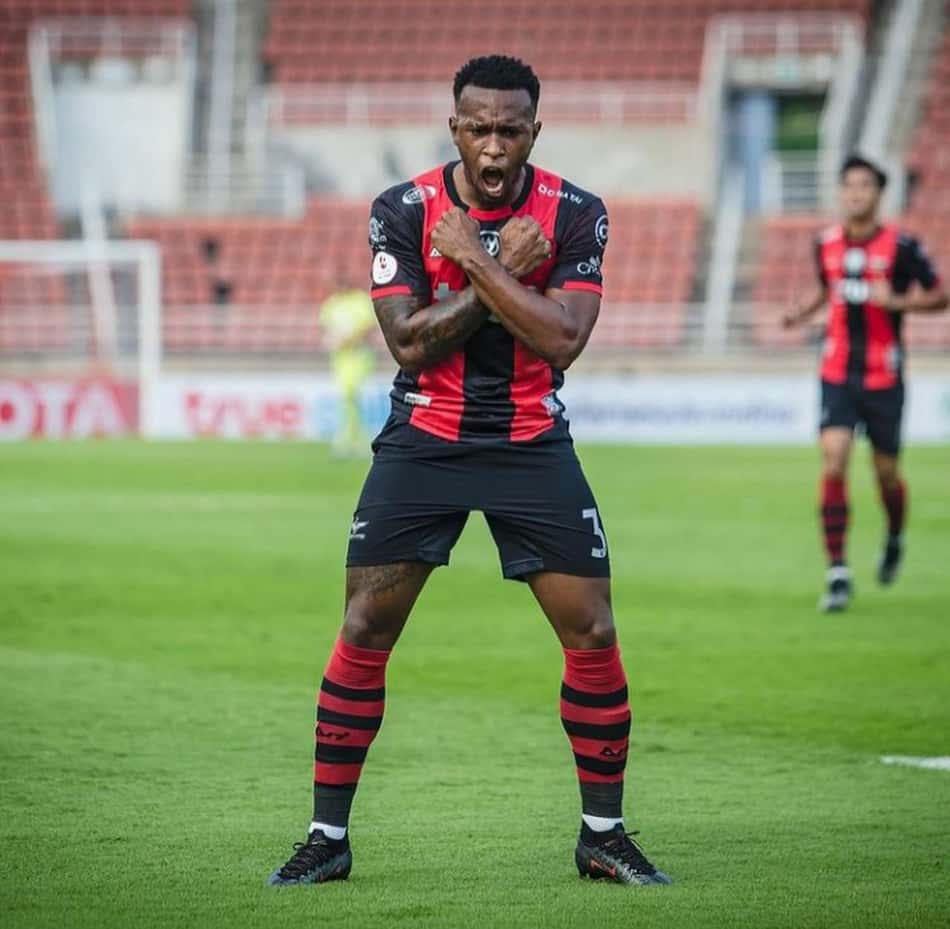 Herói nas quartas de final, Heberty é a esperança do Bangkok na semi da Copa da Tailândia