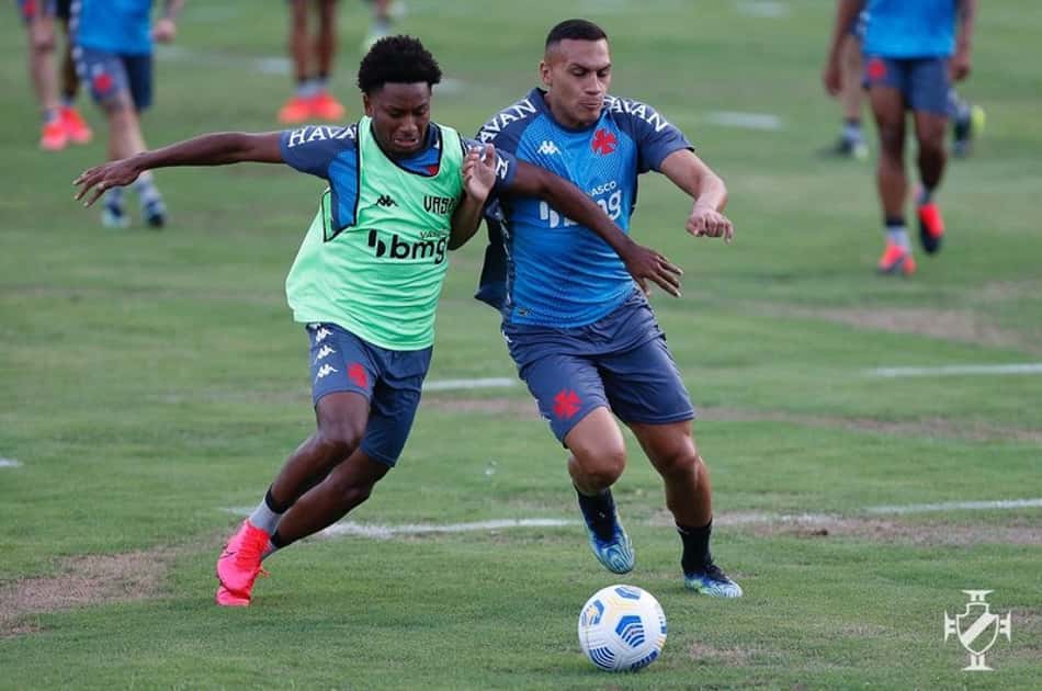 Com Léo Jabá e Morato relacionados, Vasco encara Tombense em duelo decisivo pela Copa do Brasil