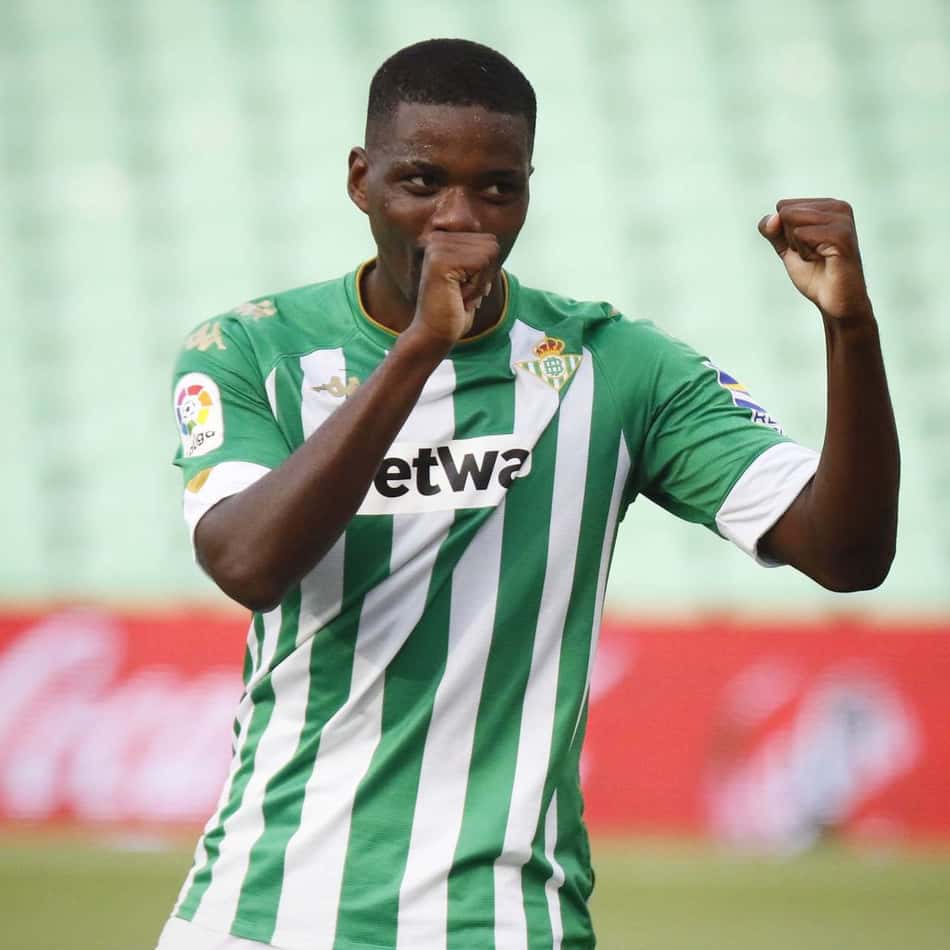 Inter de Milão volta a mirar a contratação de William Carvalho