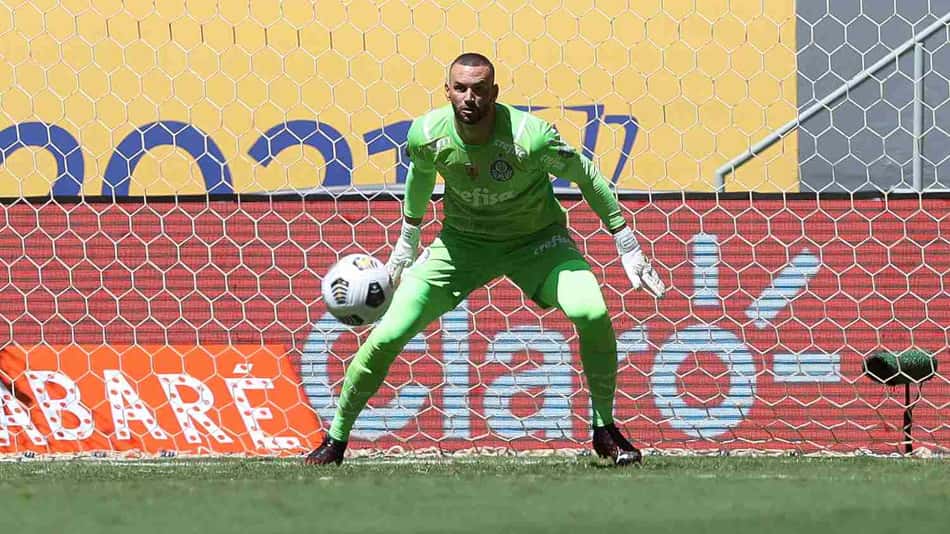 Weverton lamenta derrota do Palmeiras para o Flamengo nos pênaltis: 'Faltou capricho'