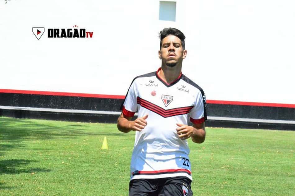Victor Paraíba espera evolução do Atlético-GO em 2021