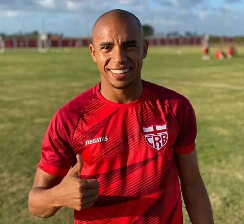 Em alta no CRB, Reginaldo Lopes foca em evolução da equipe alagoana em 2021