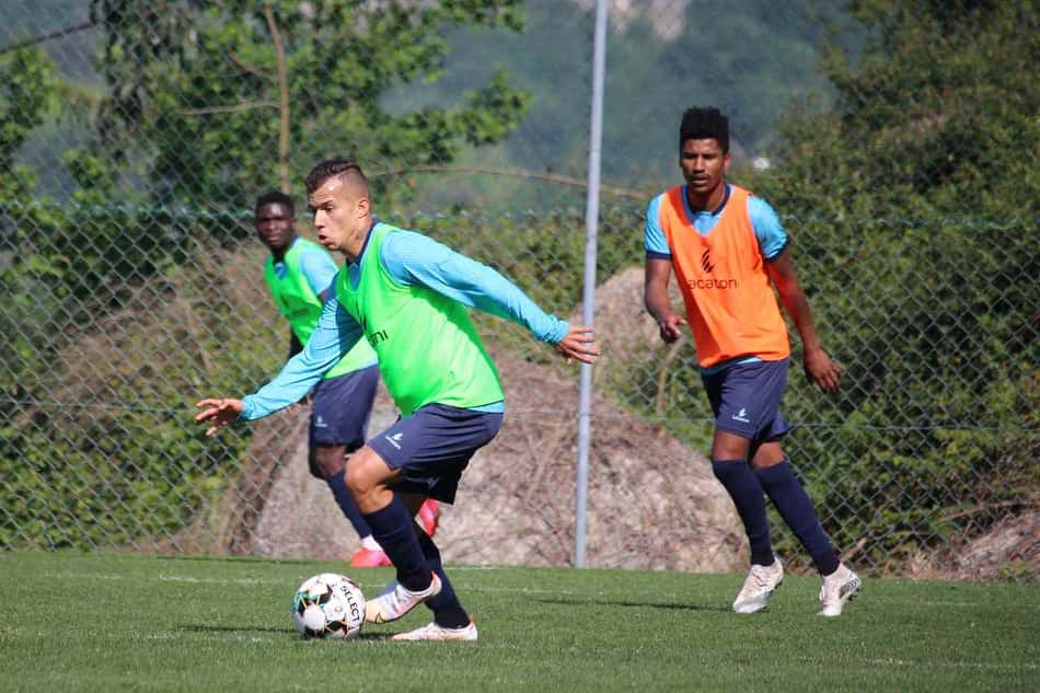 Com vínculo no Marítimo, Marcelinho foca em evolução no futebol europeu
