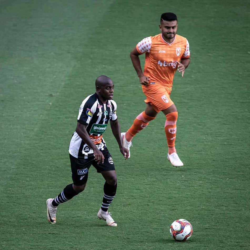 Silvano destaca a importância do grupo após vitória do Atlhetic no Campeonato Mineiro