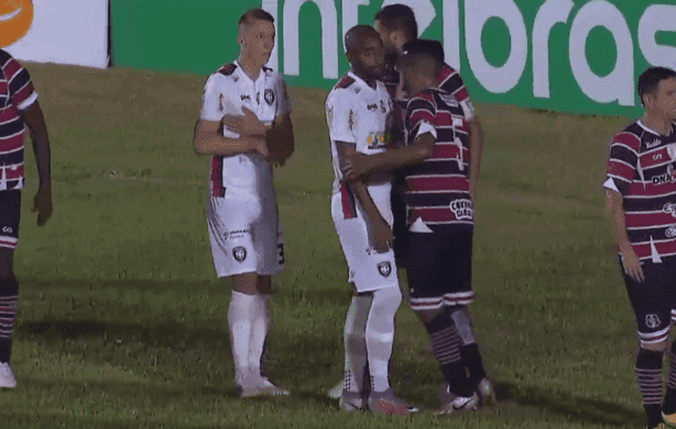 Com um a menos, Santa Cruz é eliminado da Copa do Brasil pelo Cianorte e amplia crise