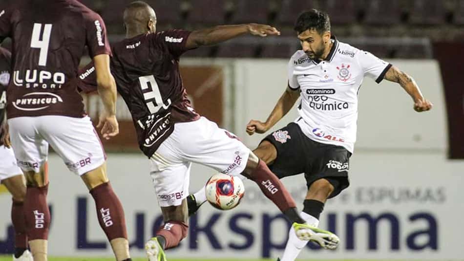 Após derrota no Paulistão, jornalista da ESPN dispara: 'O Corinthians é um clube irrelevante no momento'