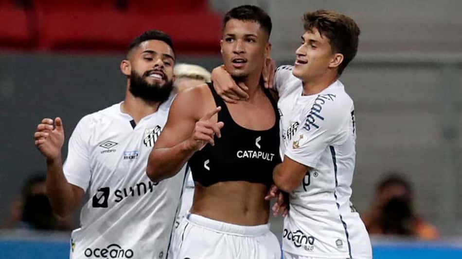 Santos empata com San Lorenzo e garante vaga na fase de grupos da Libertadores