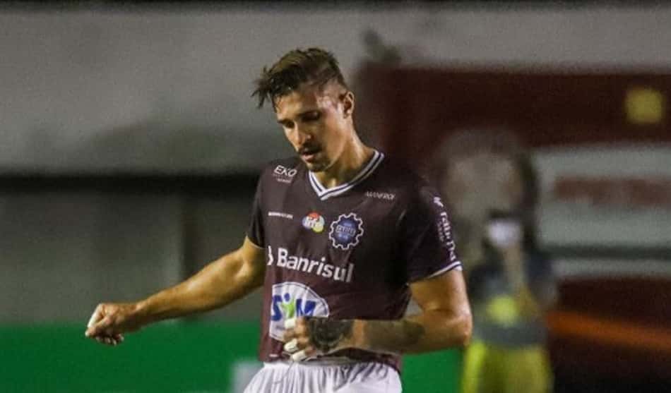 Henrique ressalta importância de jogo do Caxias contra o Grêmio