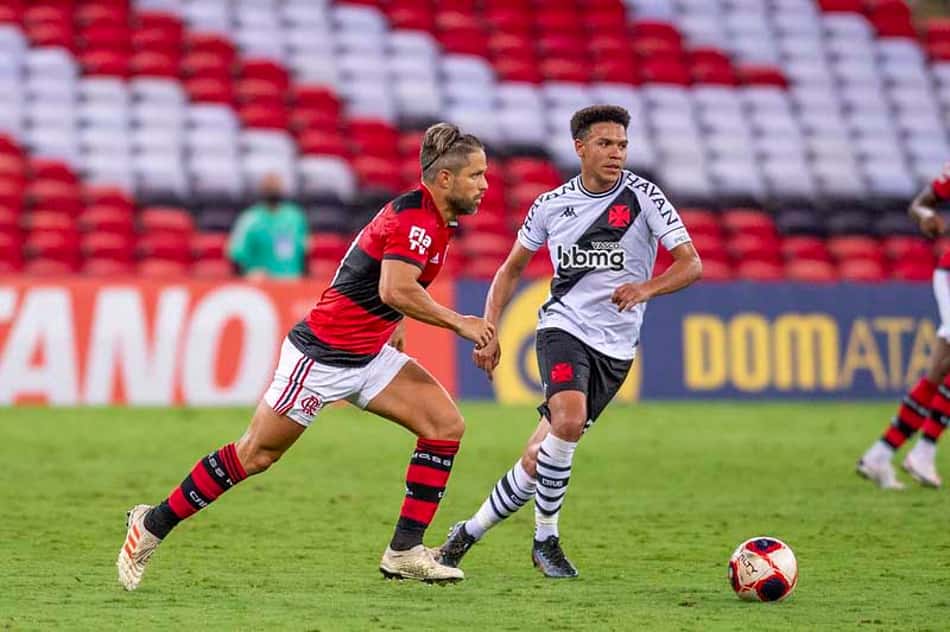 Derrota para o Vasco faz torcedores do Flamengo perderem paciência com Ceni nas redes sociais
