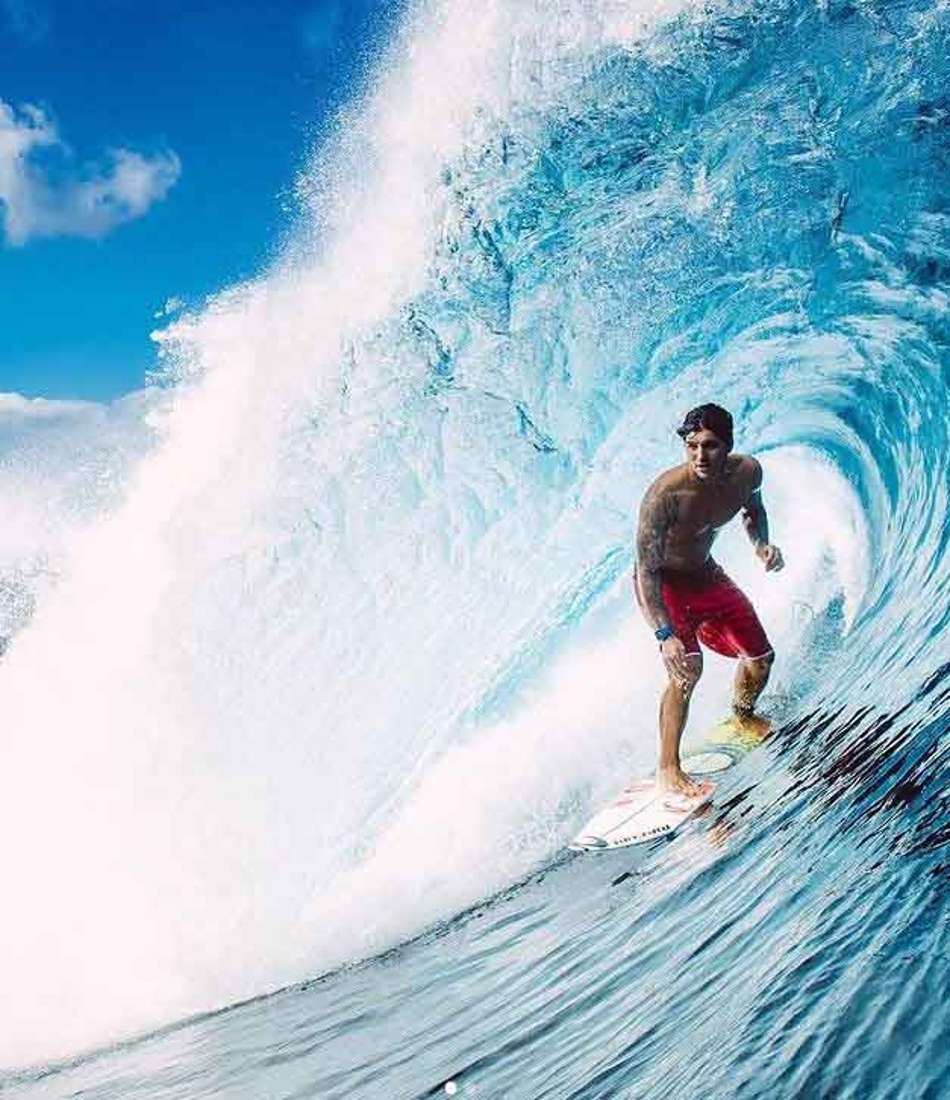 Medina comanda o Brasil em etapa de mundial de surfe na Austrália