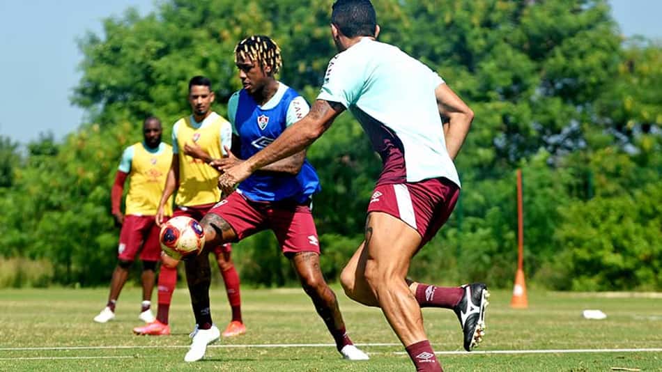 Com Abel e sem Ganso, Fluminense divulga lista de relacionados para jogo com o River