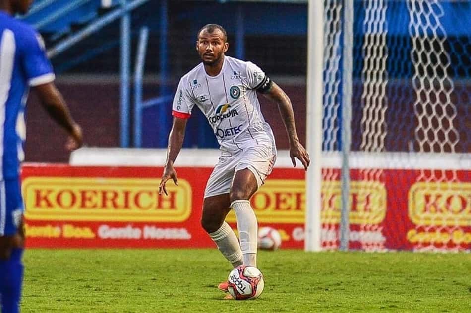 Diante de jogo decisivo no domingo, volante do Concórdia afirma: 'Temos qualidade para sair com a vitória'