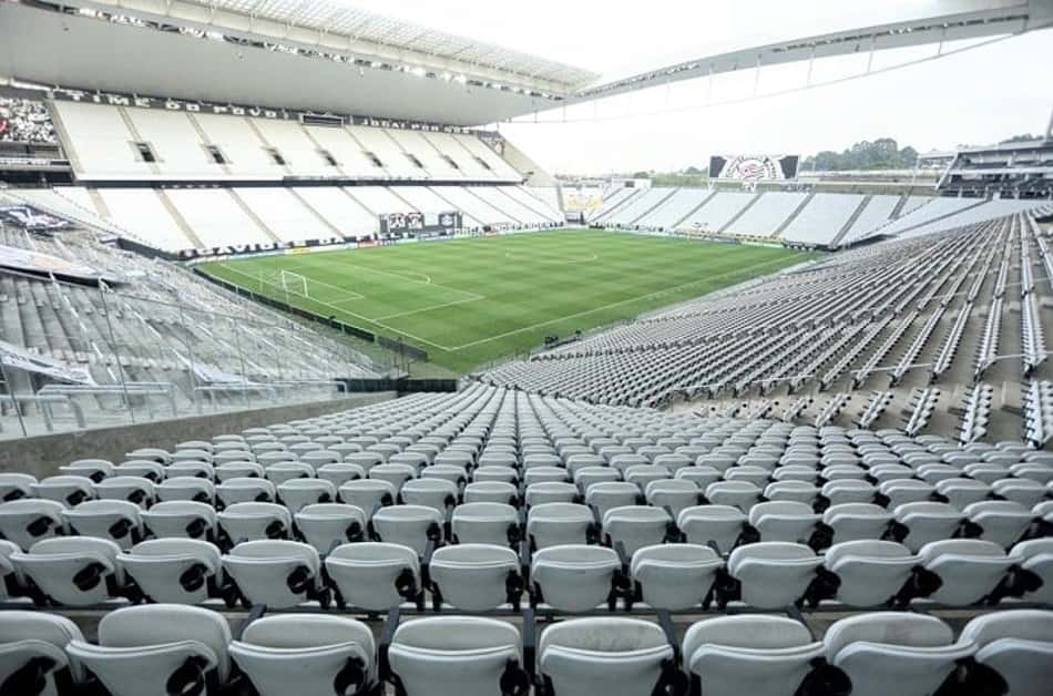 Governo de São Paulo autoriza 30% de público nos estádios em outubro